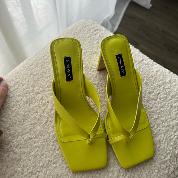 DURLIFE OPEN TOE HEELED SANDALS - Picture 8 of 13